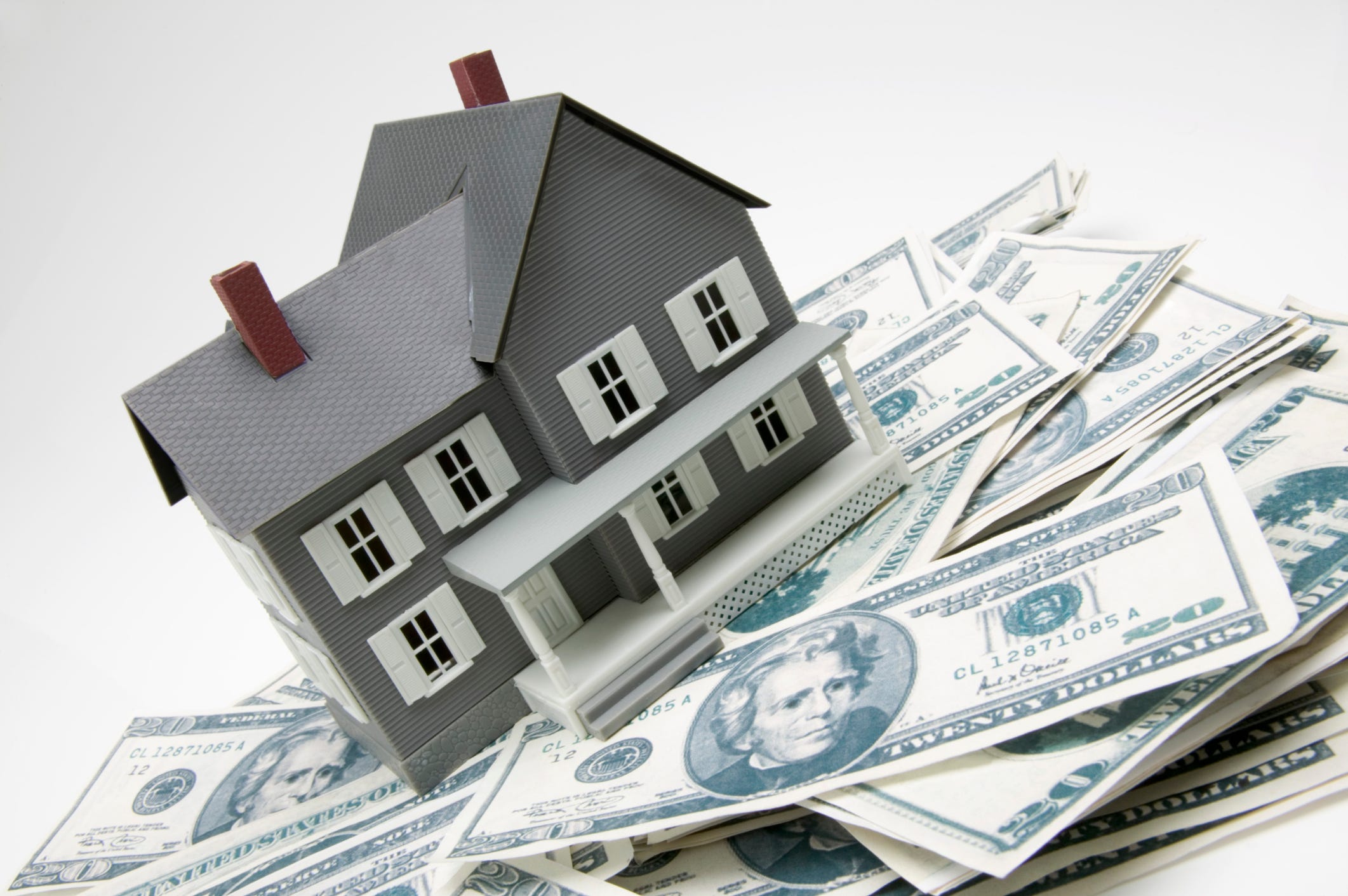 why is cash better when buying a house